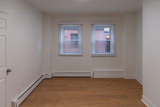 144 Salem 1, Boston, MA 02113