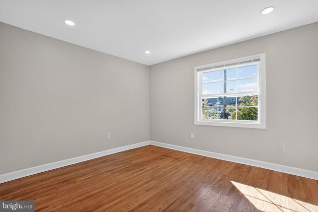 3424 EADS ST NE, Washington, DC 20019