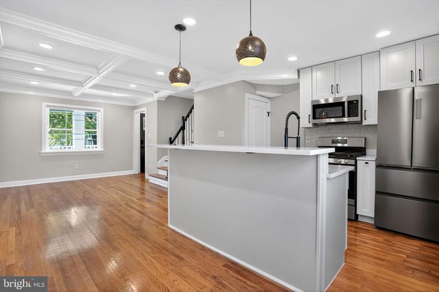 3424 EADS ST NE, Washington, DC 20019