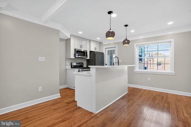 3424 EADS ST NE, Washington, DC 20019