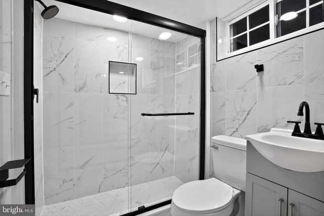 3424 EADS ST NE, Washington, DC 20019