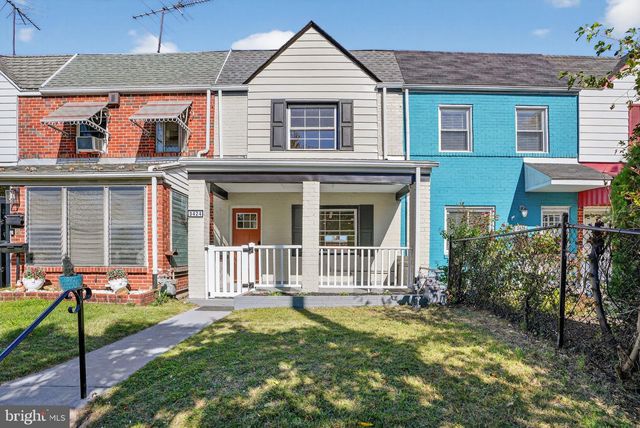 3424 EADS ST NE, Washington, DC 20019