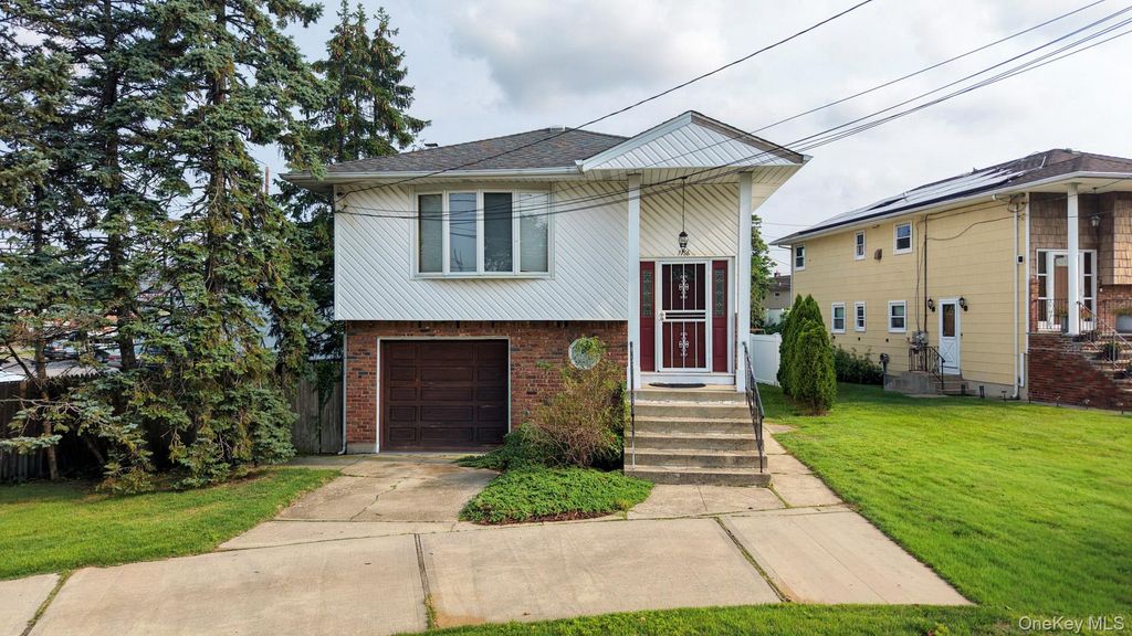 1156 Midway Court, Franklin Square, NY 11010 — photo 2