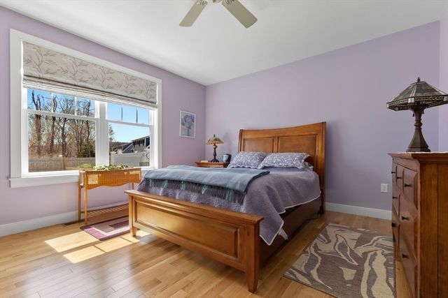 18 Primrose Ln 18, Ipswich, MA 01938