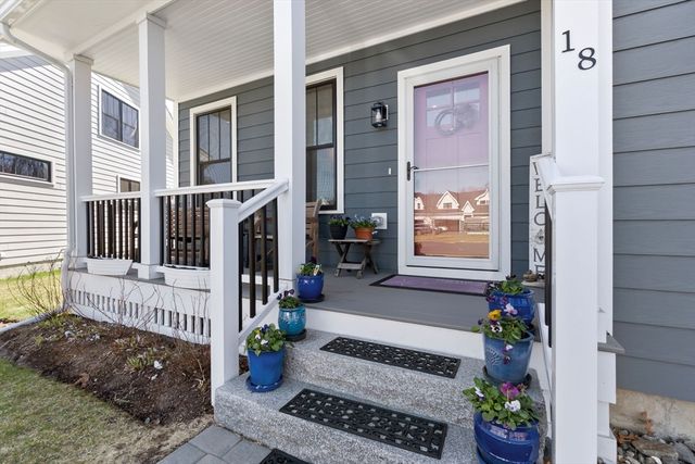 18 Primrose Ln 18, Ipswich, MA 01938