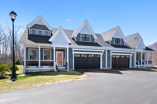 18 Primrose Ln 18, Ipswich, MA 01938