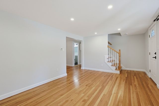 30 Arbor Road, Chelmsford, MA 01863
