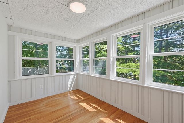 30 Arbor Road, Chelmsford, MA 01863