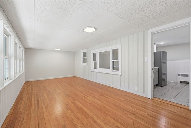 30 Arbor Road, Chelmsford, MA 01863