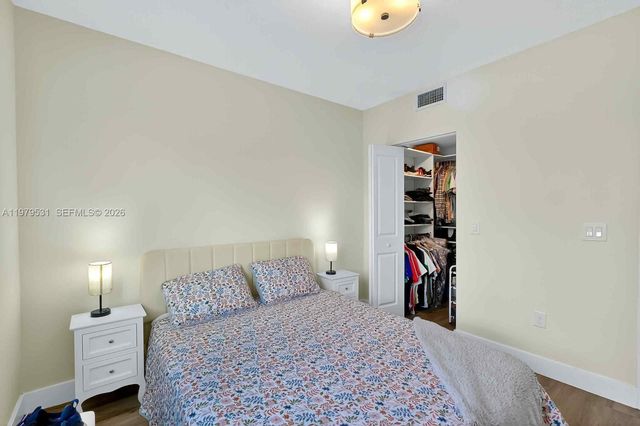 4426 NW 83rd Pkwy ., Doral, FL 33166