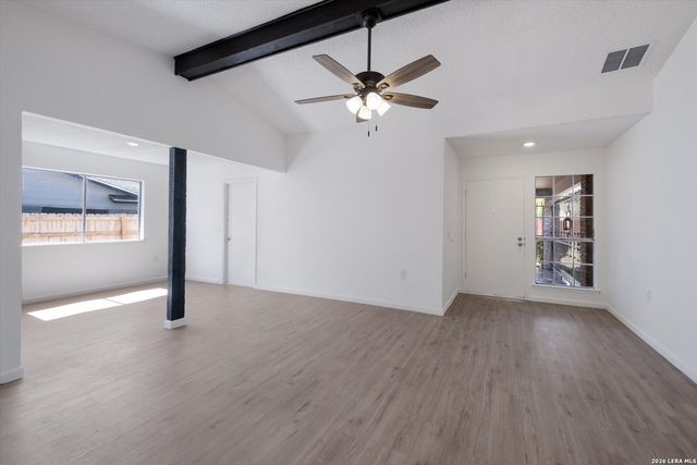 7006 Autumn Chase St, San Antonio, TX 78238