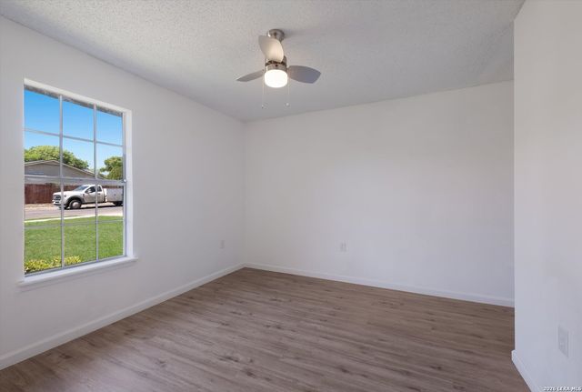 7006 Autumn Chase St, San Antonio, TX 78238