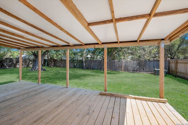 7006 Autumn Chase St, San Antonio, TX 78238