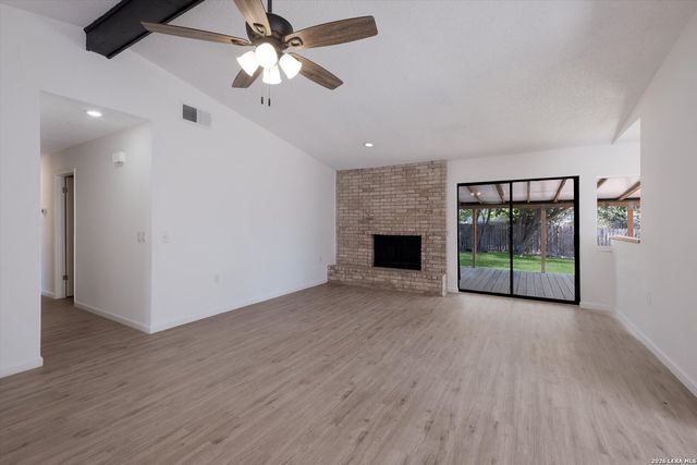 7006 Autumn Chase St, San Antonio, TX 78238