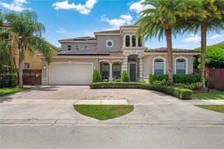 8770 SW 204th St, Cutler Bay, FL 33189