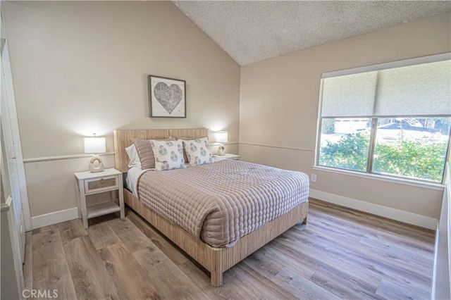 23429 Via Elisandra, Valencia, CA 91355