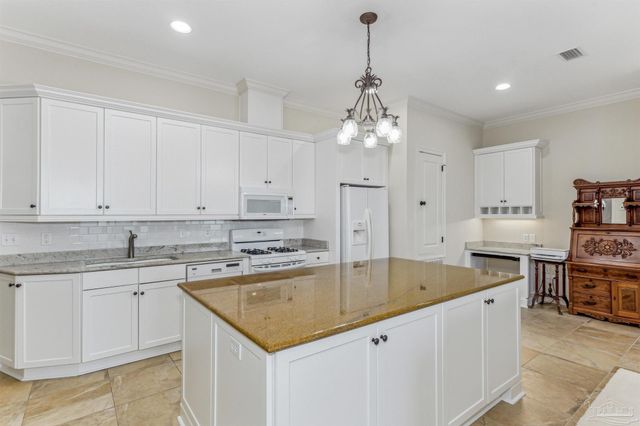 1606 Waters Edge, Pensacola, FL 32507