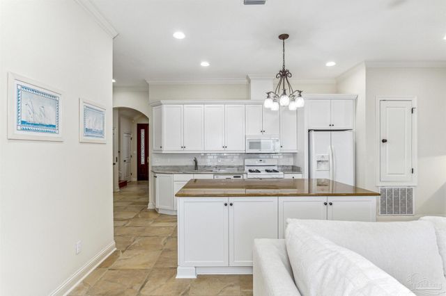 1606 Waters Edge, Pensacola, FL 32507