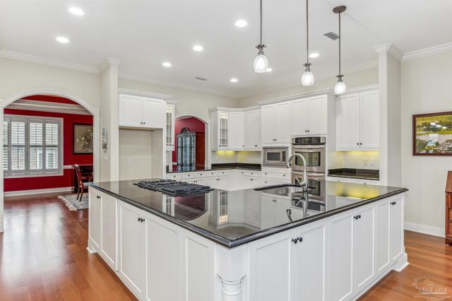 1606 Waters Edge, Pensacola, FL 32507