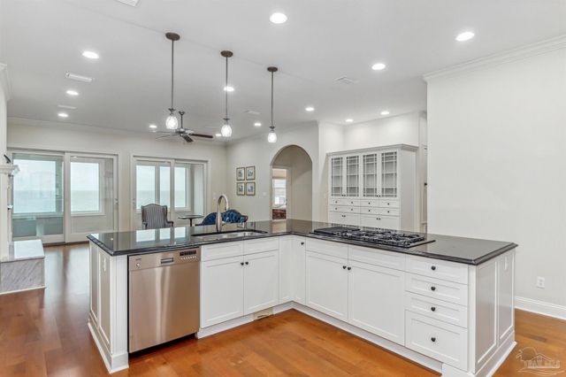 1606 Waters Edge, Pensacola, FL 32507