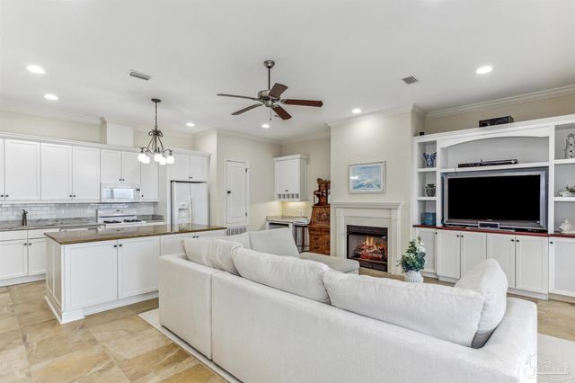 1606 Waters Edge, Pensacola, FL 32507