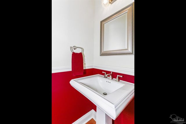 1606 Waters Edge, Pensacola, FL 32507