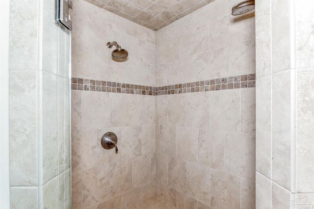 1606 Waters Edge, Pensacola, FL 32507