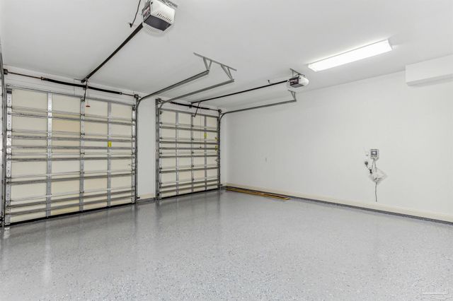 1606 Waters Edge, Pensacola, FL 32507