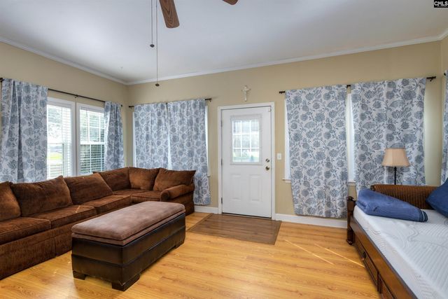 1404 Dog Island Rd, Bishopville, SC 29010