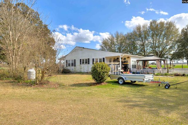 1404 Dog Island Rd, Bishopville, SC 29010