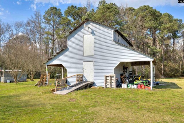 1404 Dog Island Rd, Bishopville, SC 29010