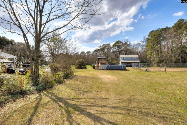 1404 Dog Island Rd, Bishopville, SC 29010