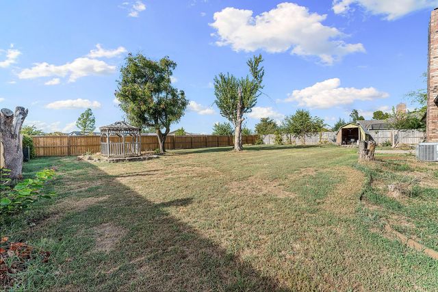 814 Orleans Drive, Rogers, AR 72758
