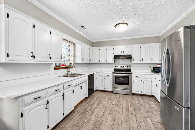 814 Orleans Drive, Rogers, AR 72758