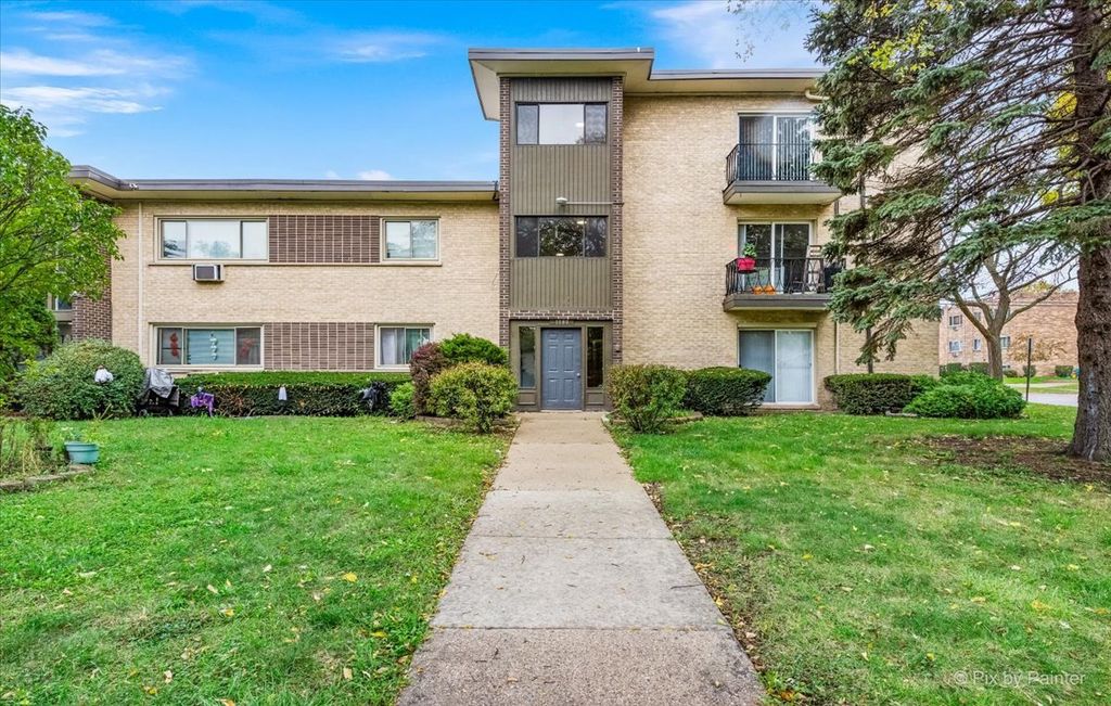 1100 N Wheeling Road 2A, Mount Prospect, IL 60056