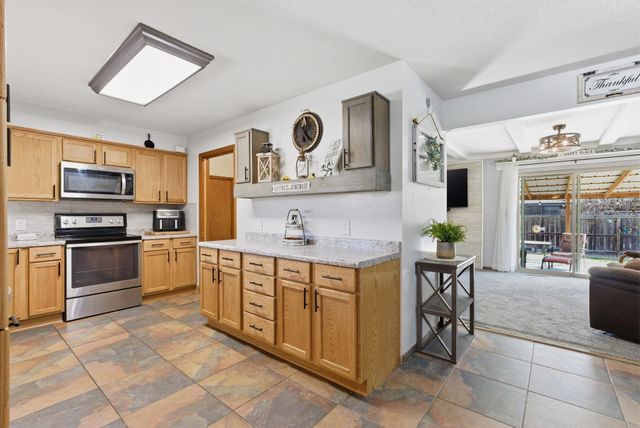 1630 N Illinois St, Wichita, KS 67203