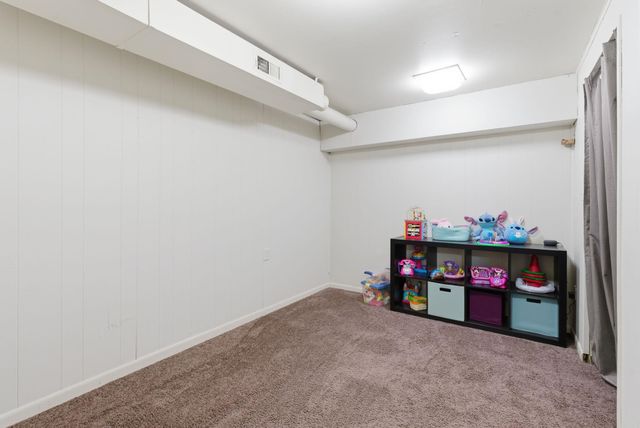 1630 N Illinois St, Wichita, KS 67203