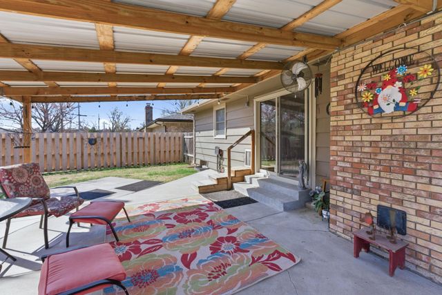 1630 N Illinois St, Wichita, KS 67203