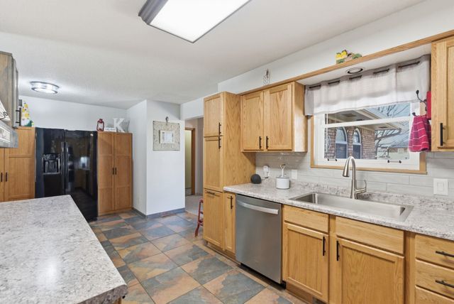 1630 N Illinois St, Wichita, KS 67203