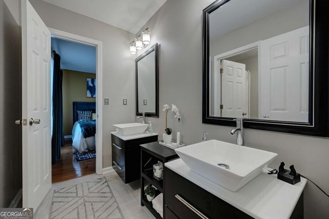 3204 Clubside View Court, Snellville, GA 30039