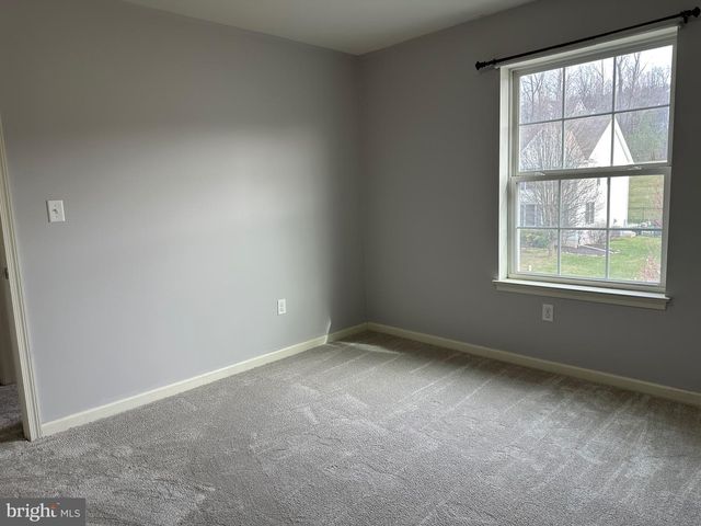 279 MERWOOD DR, Morgantown, PA 19543