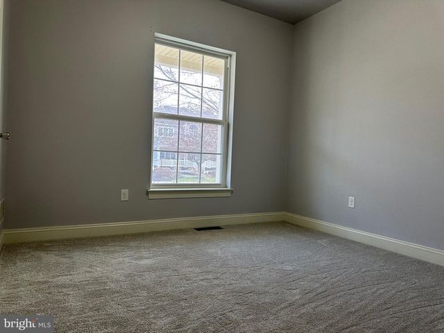 279 MERWOOD DR, Morgantown, PA 19543