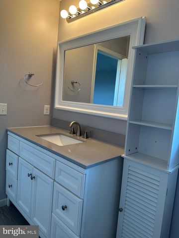 279 MERWOOD DR, Morgantown, PA 19543