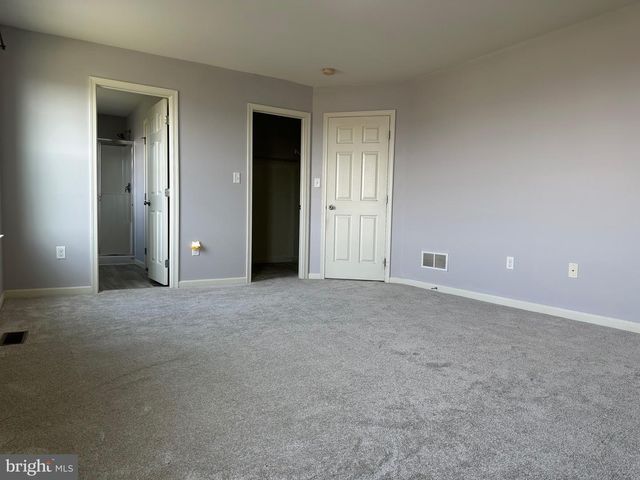 279 MERWOOD DR, Morgantown, PA 19543