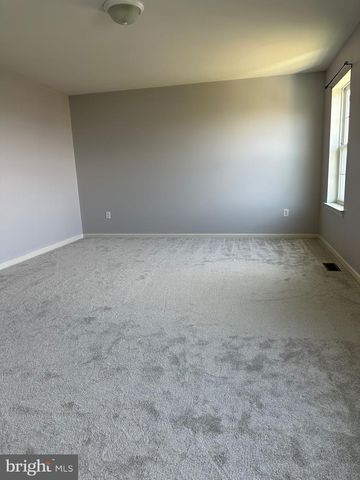 279 MERWOOD DR, Morgantown, PA 19543