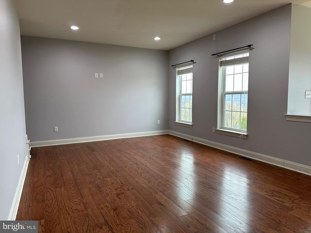 279 MERWOOD DR, Morgantown, PA 19543