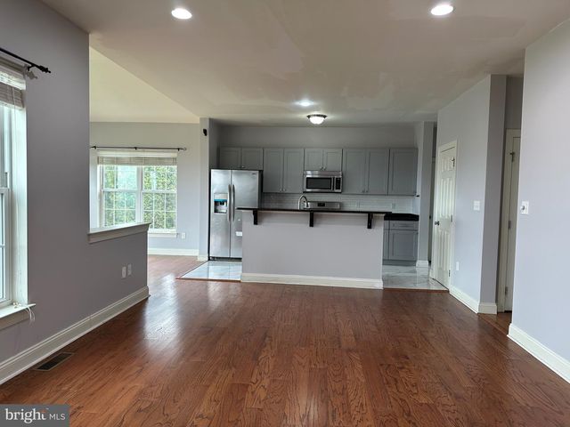 279 MERWOOD DR, Morgantown, PA 19543