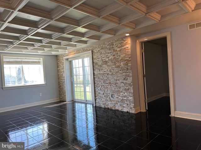 279 MERWOOD DR, Morgantown, PA 19543