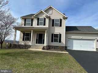 279 MERWOOD DR, Morgantown, PA 19543