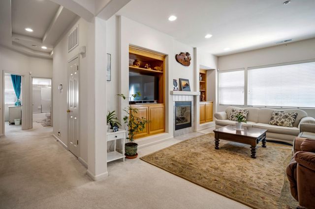 510 Wimbledon Avenue, Salinas, CA 93906